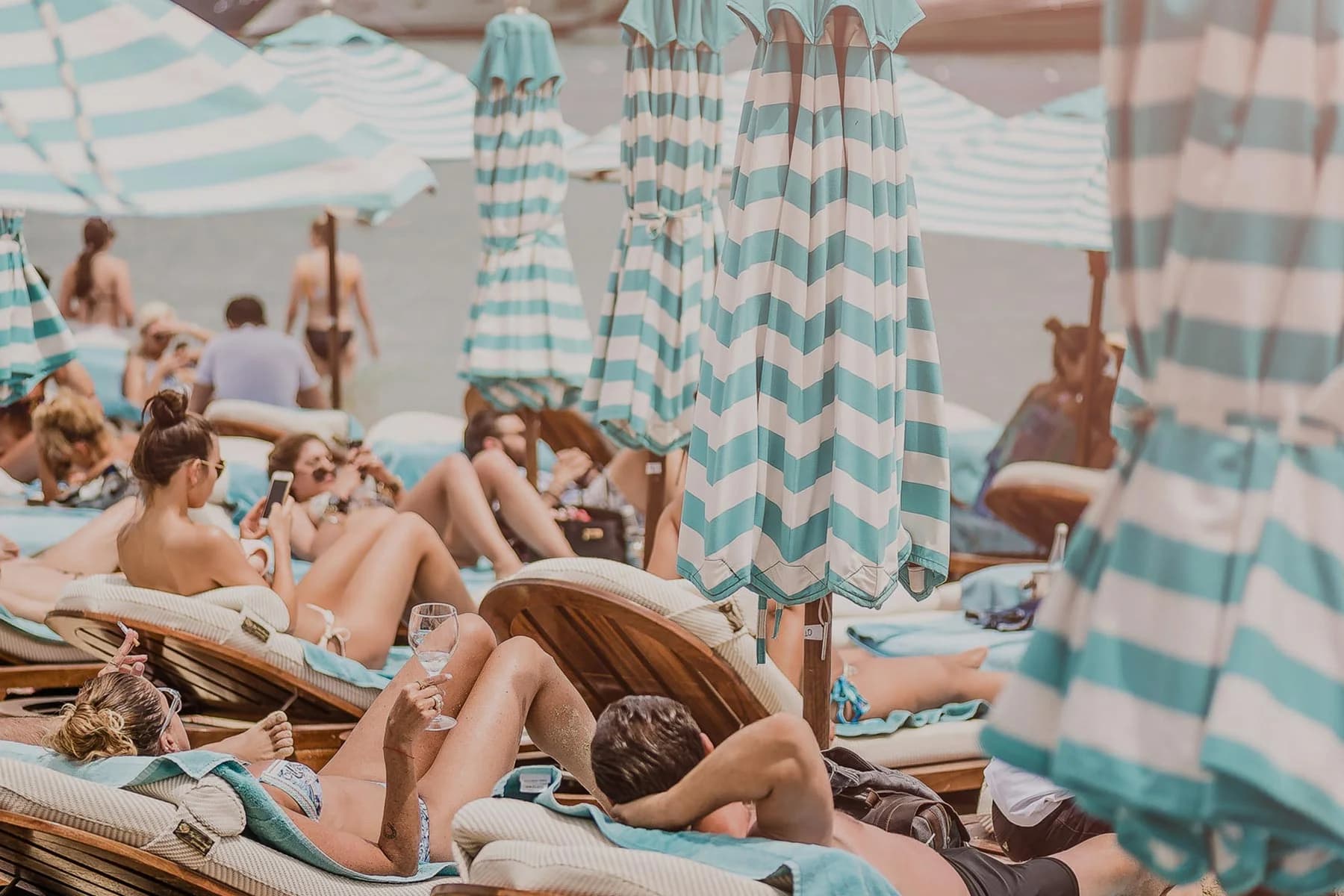 Nammos Beach Club: The Ultimate Mykonos Experience