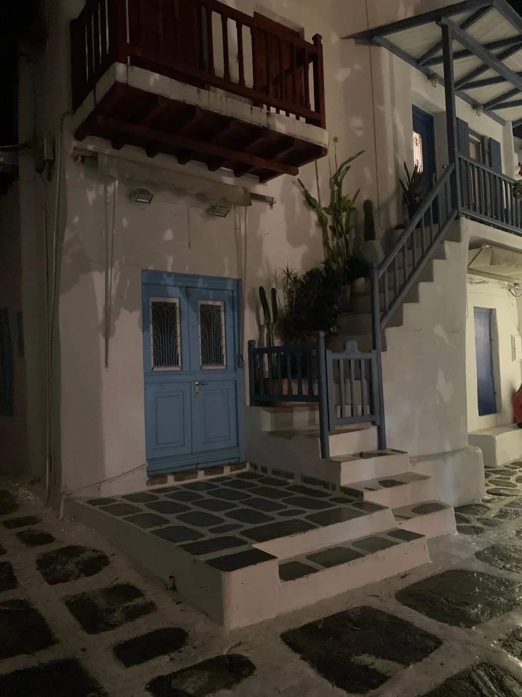The Art of Slow Evenings in Mykonos