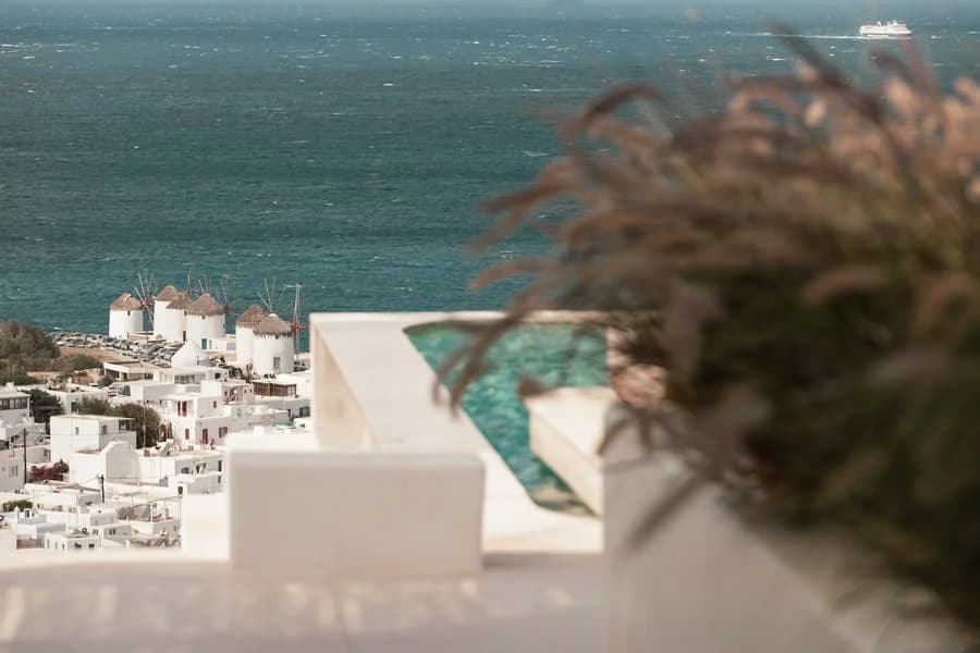 Lovia Mykonos
